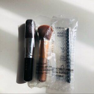 𝅺make up brushes set of 3